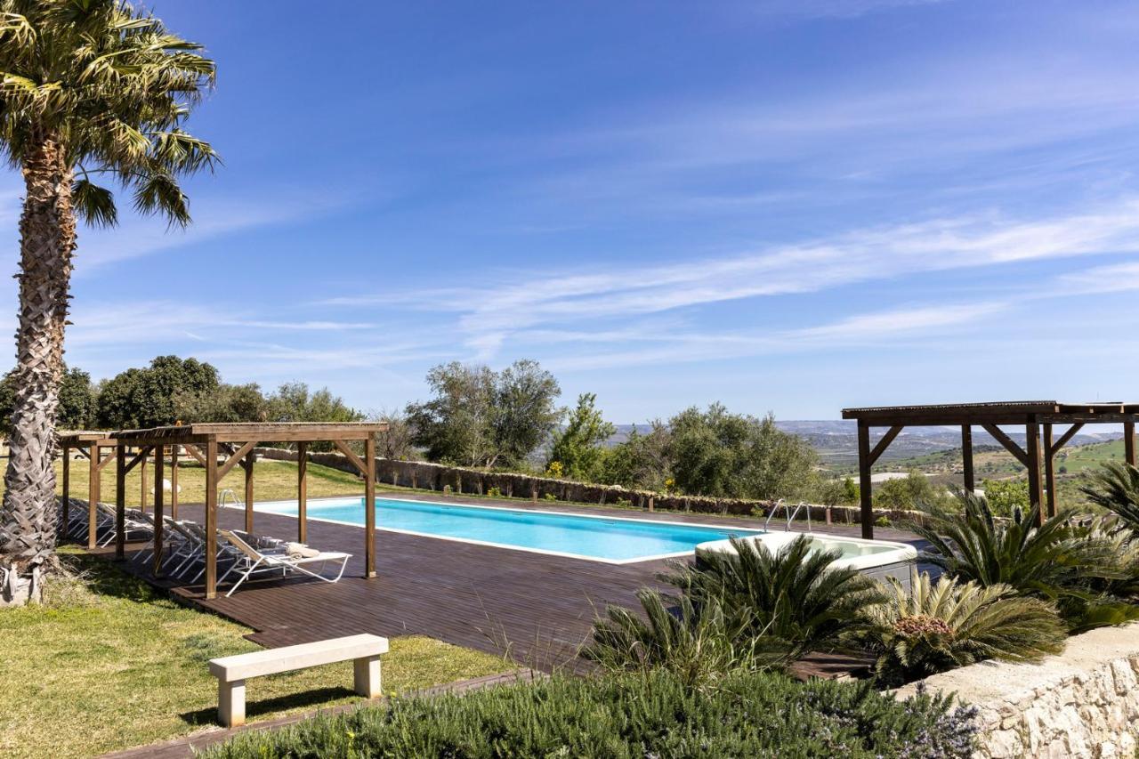 Masseria Del Carrubo Noto Exterior photo